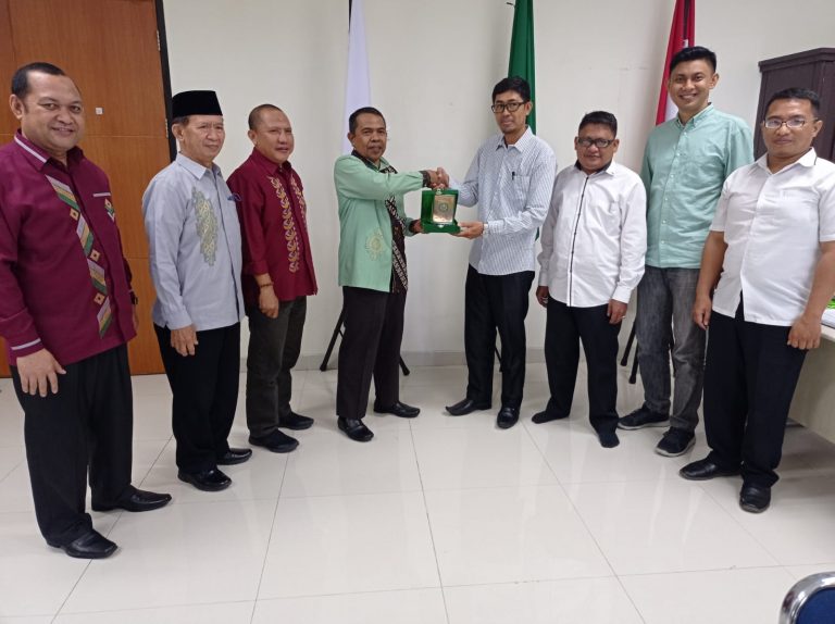 LPM IAIN Sultan Amai Gorontalo Kunjungi IAIN Manado