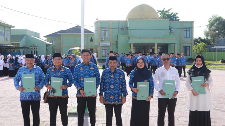 Penyerahan Sertifikasi Dosen IAIN Sultan Amai Gorontalo