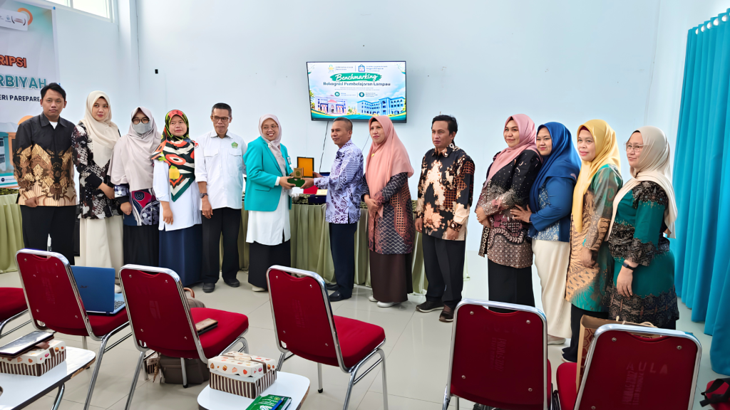 LPM UIN Sultan Amai Gorontalo Bersama Tim Task Force Melaksanakan Benchmarking RPL di Fakultas Tarbiyah IAIN Parepare